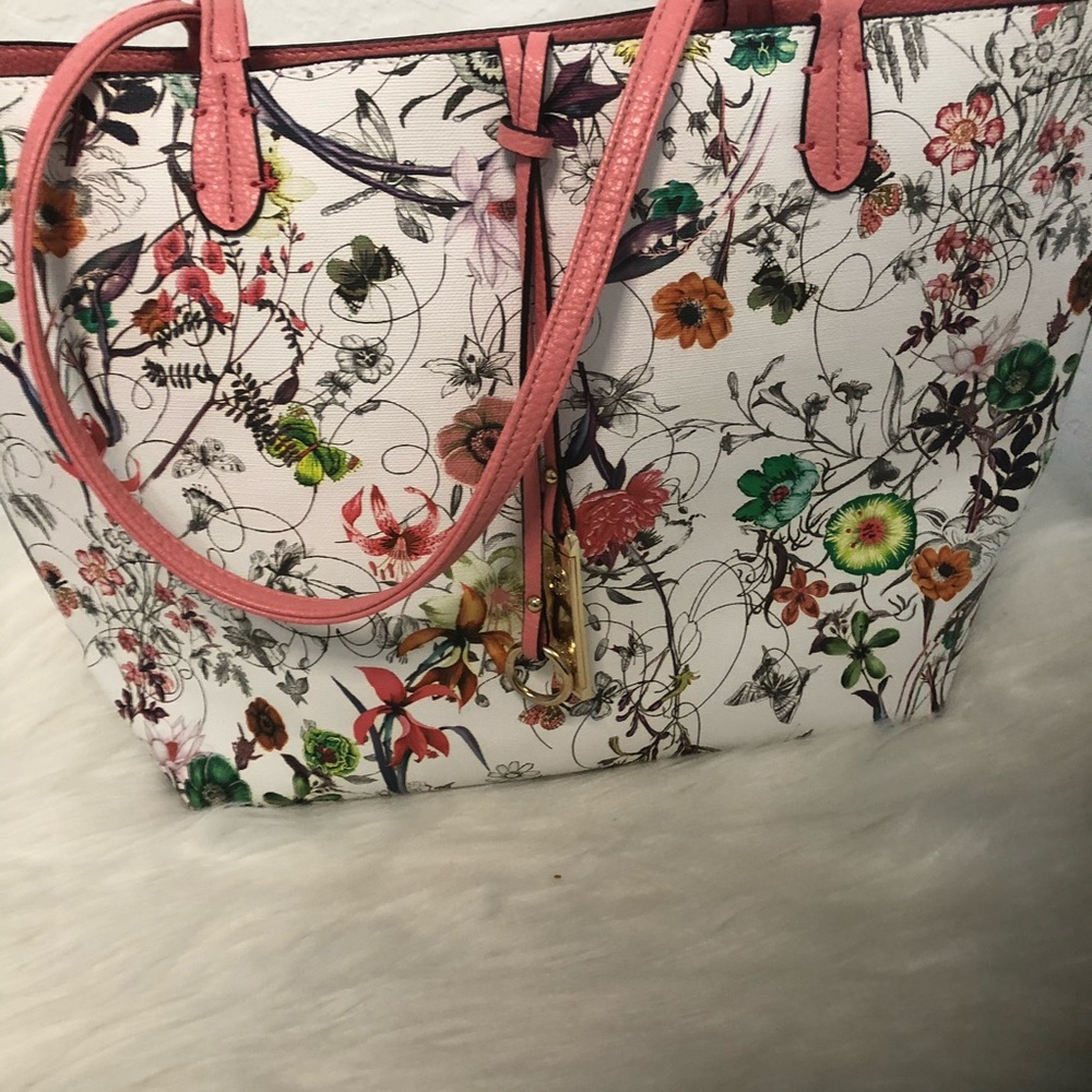 Purse - Picture 2 of 12